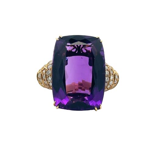 18k Gold CocktailRing with Amethyst and Diamonds
