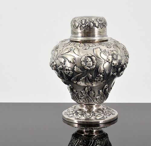 Bigelow Kennard & Co. Sterling Silver Urn 