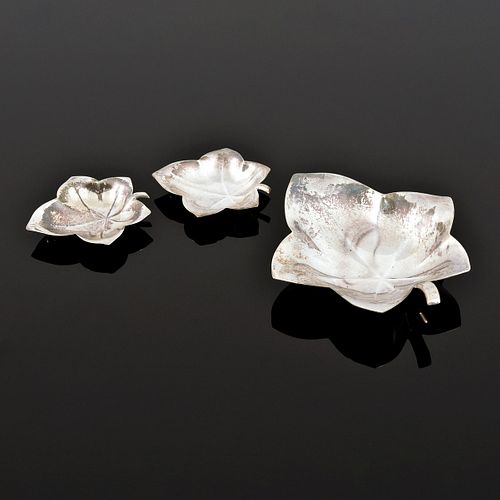 Set of 3 Tiffany & Co. Sterling Silver Leaf Dishes 