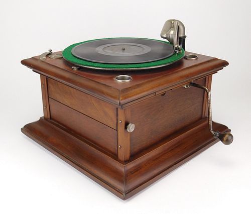 Colombia Grafonola Phonograph