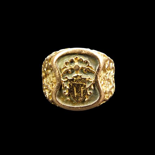 Men's Vintage 14K Yellow Gold Signet Ring