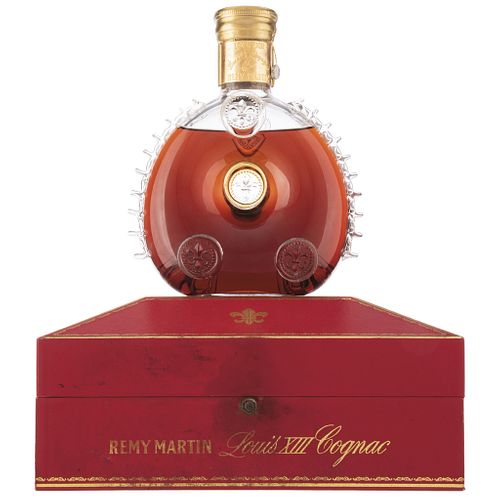 Rémy Martin. Louis XIII. Grande Champagne Cognac. Licorera de cristal de baccarat con tapón. Carafe no. 1292.
