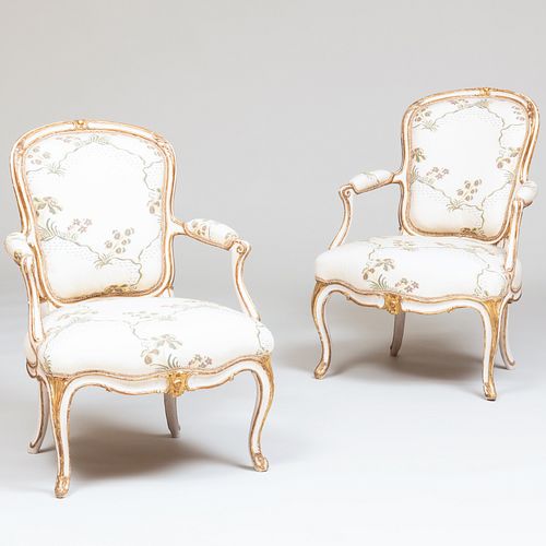 Pair of Louis XV Painted and Parcel-Gilt Fauteuils en Cabriolet, Indistinctly Stamped