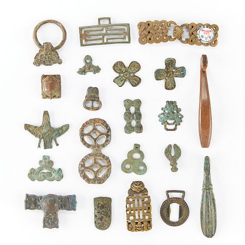20 Early Chinese Bronze Buckles Belt Fittings