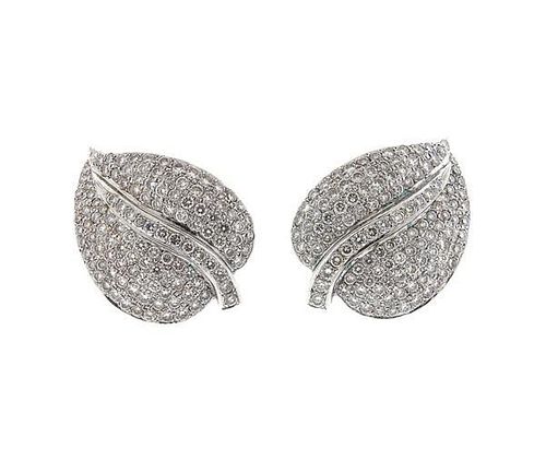 18k Gold Diamond Leaf Motif Earrings