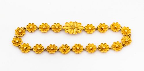 A 22K Gold Flower Link Bracelet