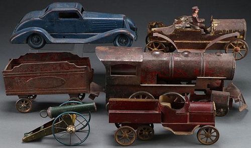 A GROUP OF VINTAGE CAST IRON TOYS, EARLY 20TH C