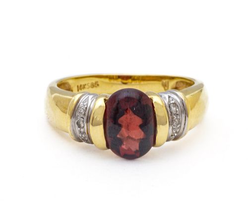 14K Yellow Gold And Cabochon Oval Garnet Ring, Size 7 4g 2 pcs