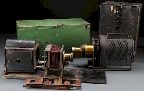 A PAIR OF MAGIC LANTERNS, LATE 19TH/EARLY 20TH C