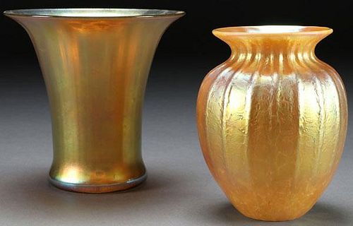 A PAIR OF CONTEMPORARY ART GLASS VASES, 20TH C.