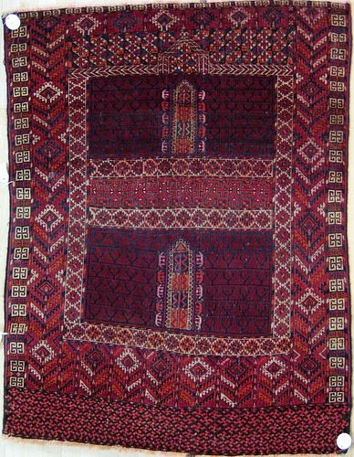 Turkoman throw rug, ca 1920, 4,8" x 3'10".