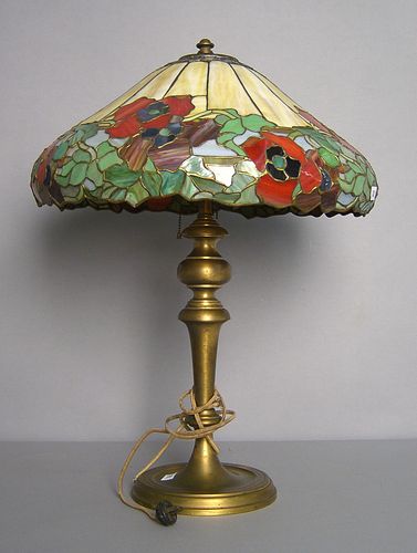 Wilkinson leaded glass table lamp, 27" h.