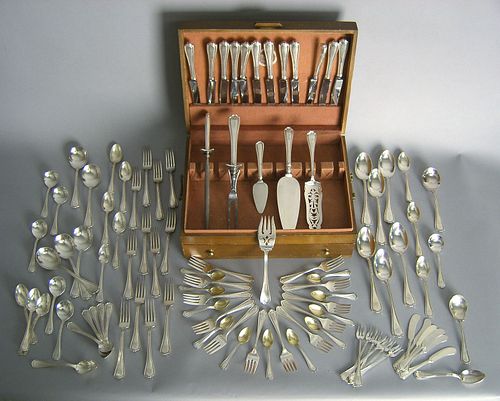 Reed & Barton sterling silver flatware service inh