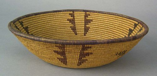 Southwestern coiled basket, ca. 1900, 2 1/2" h., 9