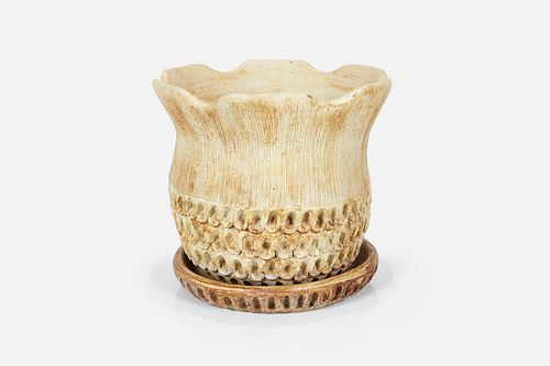 Ceramic Design, Scalloped 'Thumb' Planter