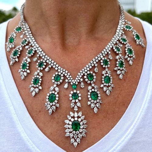 18K White Gold Colombian Emerald & Diamond Necklace