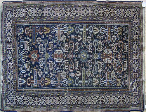 Shirvan throw rug, ca. 1900, with perepedil design