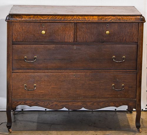 ANTIQUE FOUR DRAWER  OAK CHEST OF DRAWERS
