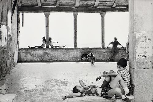 Henri Cartier-Bresson 1969 photo Simiane-la-Rotonde, France