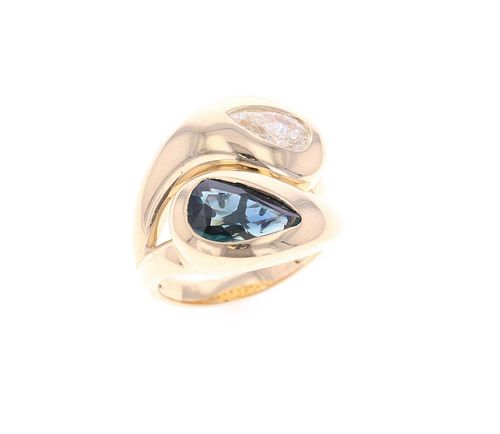 Freeform VS1 Diamond Sapphire & 18k Gold Ring