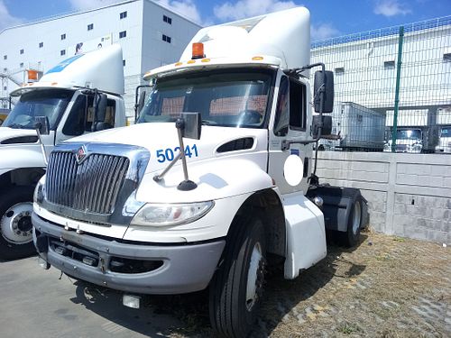 Tractocamion International 4400 2014