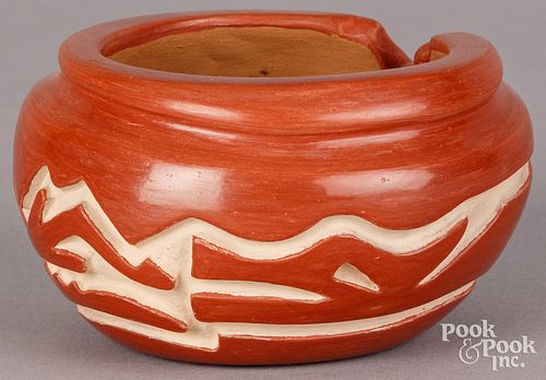 Billy Cain, Santa Clara Pueblo Indian bowl