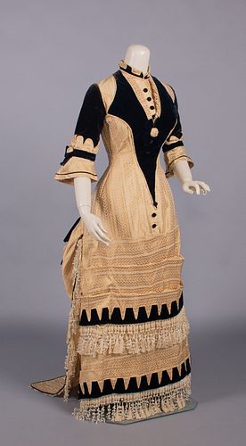PATTERNED SILK & VELVET VISITING DRESS, NEW YORK, c. 1879