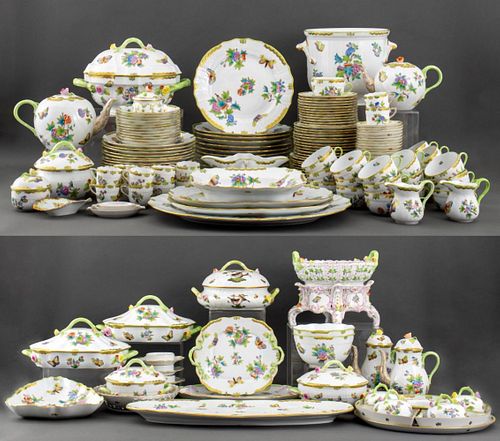 Herend Porcelain Queen Victoria Dinner Service, 12