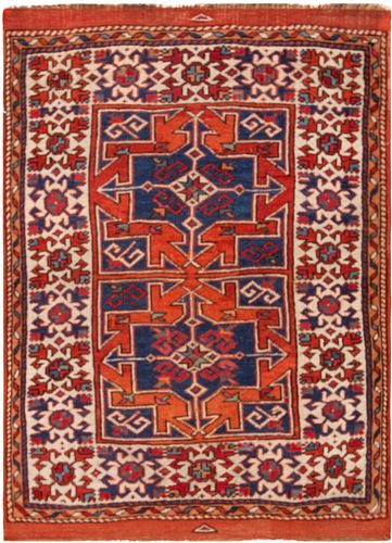 West Anatolia Bergama Rug 4 ft 4 in x 3 ft 0 in (1.32 m x 0.91 m)