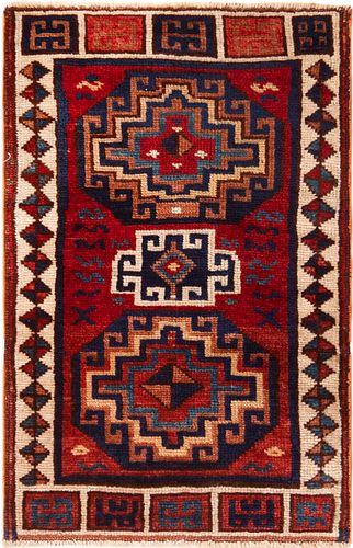 East Anatolia Shavak Rug 2 ft 9 in x 1 ft 9 in (0.83 m x 0.53 m)
