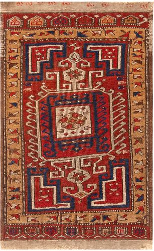 Central Anatolia Yastik Rug 3 ft 2 in x 2 ft 0 in (0.96 m x 0.6 m)