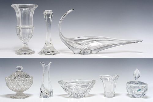8) FRENCH CRYSTAL & GLASS TABLEWARE, DAUM & OTHERS
