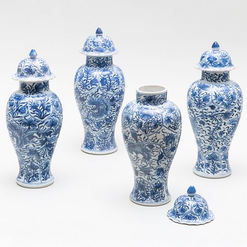 Set of Four Chinese Blue and White Porcelain Jars and Covers from the Vung Tau Cargo