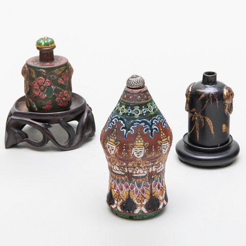 Two Chinese Lacquer Snuff Bottles and a Thai Porcelain Snuff Bottle 