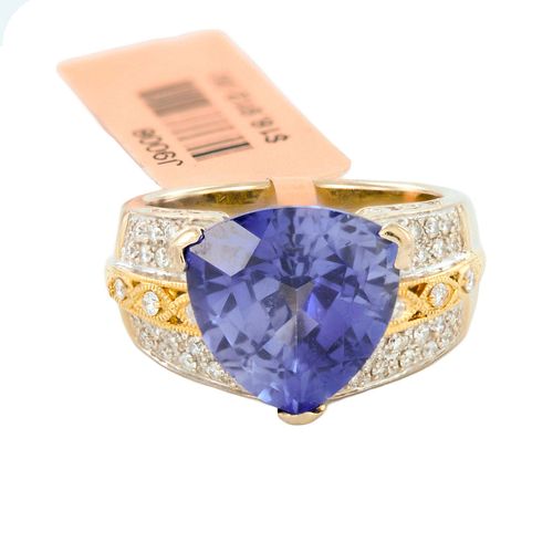 18K Yellow Gold Diamonds and Blue Tanzanite Ring