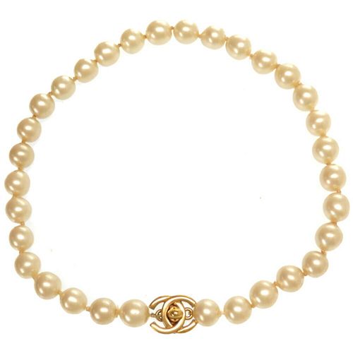 CHANEL COCO MARK TURNLOCK FAUX PEARL NECKLACE