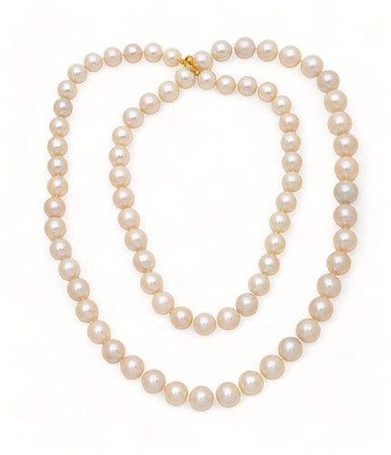 South Sea Pearl (12-13mm) Necklace, 18kt Gold & Diamond Clasp, L 42" 228g