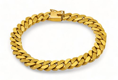 24kt Yellow Gold Link Bracelet, W 0.375" L 7.5" 51g