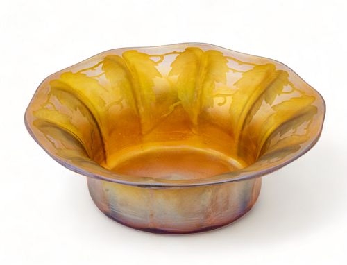 Tiffany Studios (American, 1878-1938) Etched Gold Favrile Art Glass Bowl H 2.5" Dia. 7"