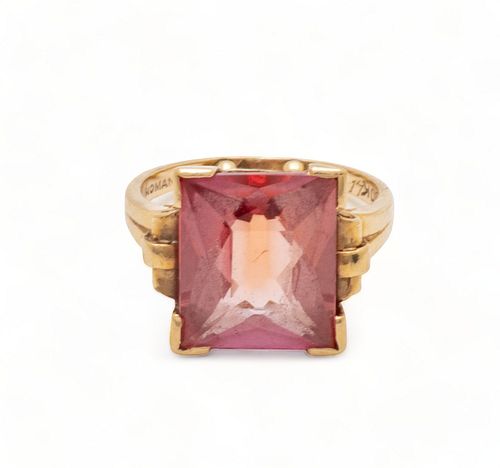 10K Gold & Pink Topaz Ring, 1942, 4g Size: 3
