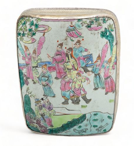 Chinese Handpainted Porcelain Covered Box, H 2.5" L 7.5" Depth 6.5"