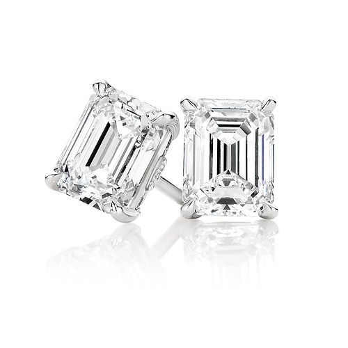 20.06 carat diamond pair, Emerald cut Diamonds IGI Graded 