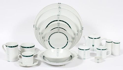 SWID POWELL CHICAGO DINNER SERVICE FOR 12 20TH C.