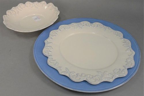 Forty-three Skyros dinnerware set including fifteen ceramic white glazed dinner or luncheon plates with fourteen matching sou