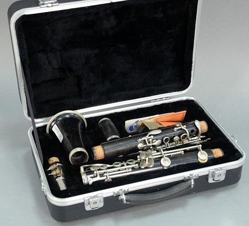 V. Kohlerts Sons Krastice ebony clarinet in fitted case.