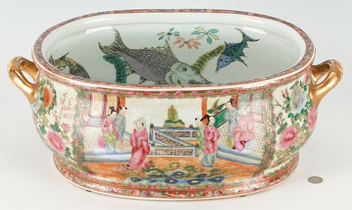 Chinese Rose Medallion Large Foot Bath, Fish Bowl or Jardiniere