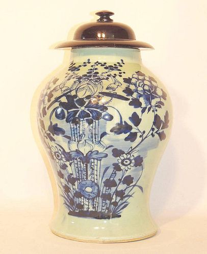 19th C. Chinese Porcelain Temple Jar
