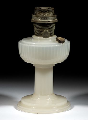 ALADDIN MODEL B-70 / SOLITAIRE KEROSENE STAND LAMP