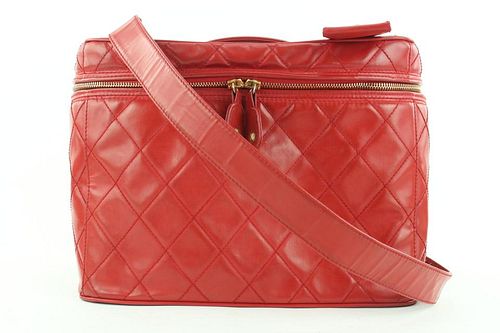 CHANEL QUILTED VANITY TOTE