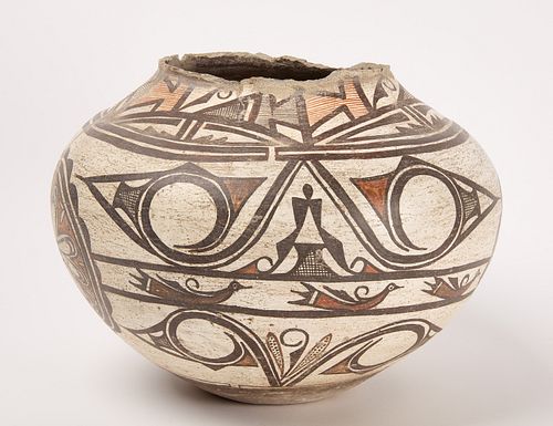 Early Zuni Pottery Olla